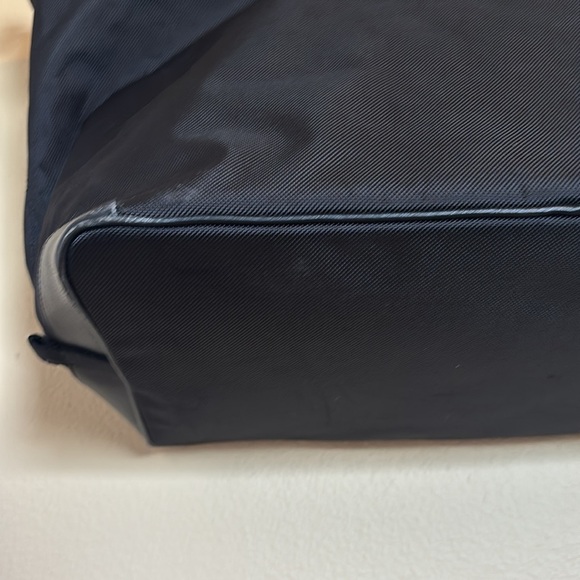 Lululemon large black duffle travel bag - Picture 9 of 16